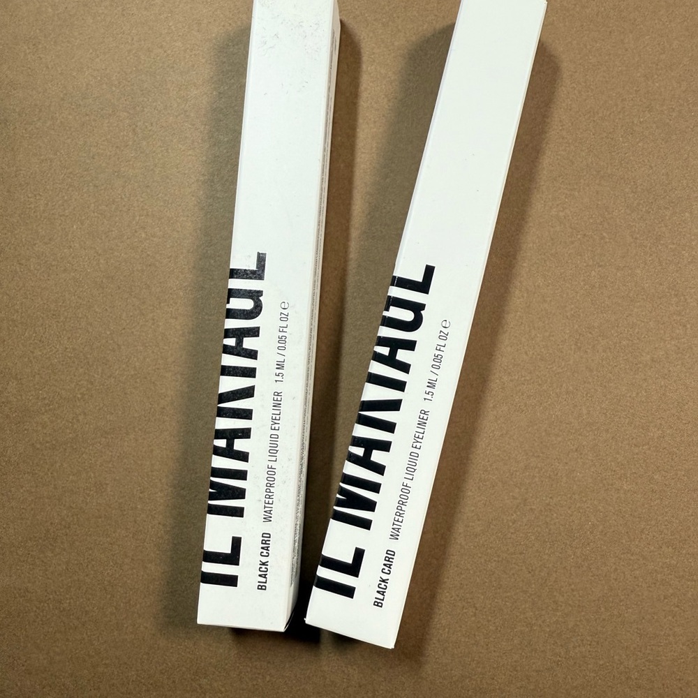 IL MAKIAGE Black Card Waterproof Liquid Eyeliner (2)